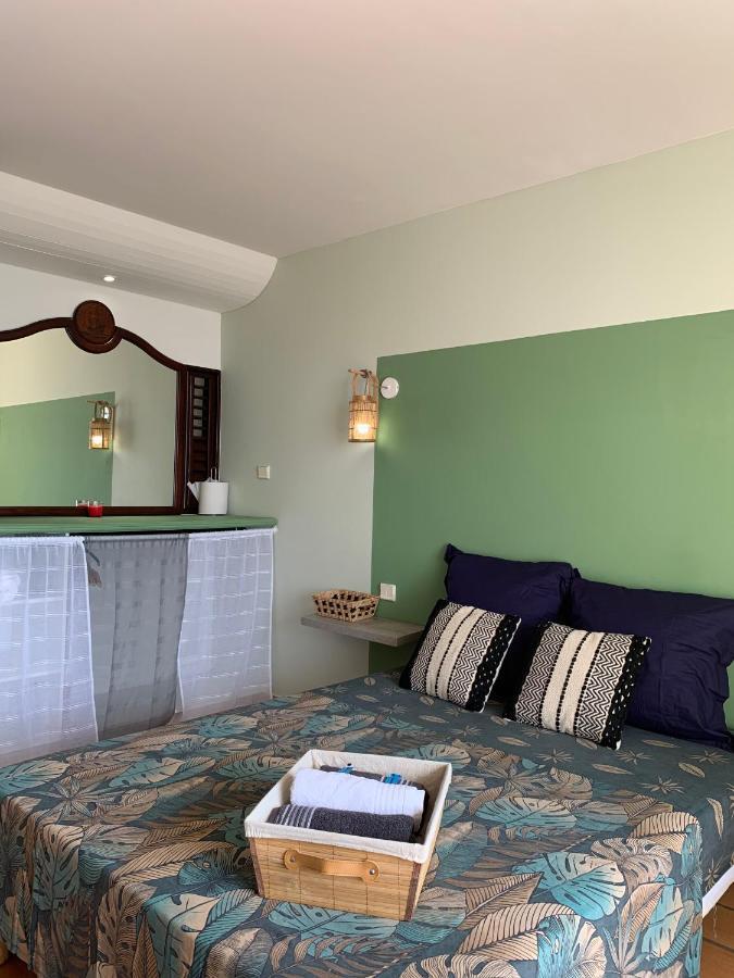 Ferienwohnung Sous Les Tropiques Trinite  Exterior foto